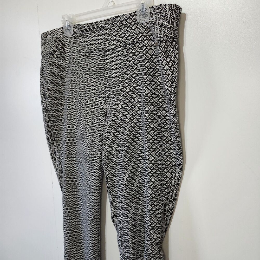 Roz & Ali Womens Pull On Dress Pants Size 20 Black White Geometric Career - Picture 2 of 12